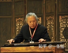 阿坝藏族羌族自治州古琴演奏家（杨青）的演奏特点与风格